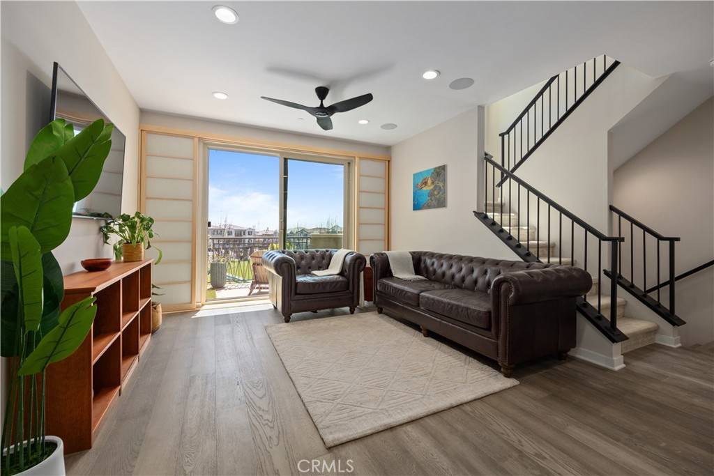 Lake Forest, CA 92610,107 Alder Ridge