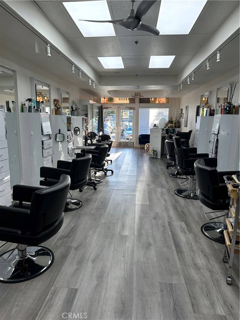 Mission Viejo, CA 92691,23162 Los Alisos BLVD
