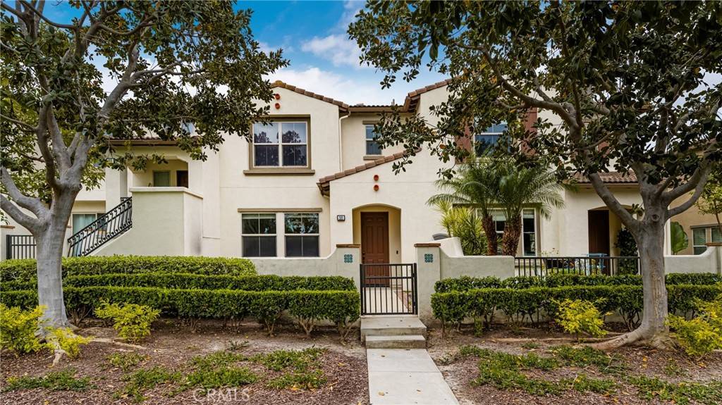 Irvine, CA 92618,30 Strata