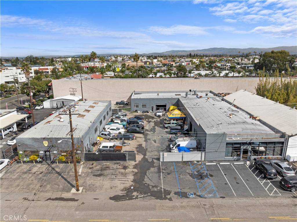 Costa Mesa, CA 92627,116 E 16th ST
