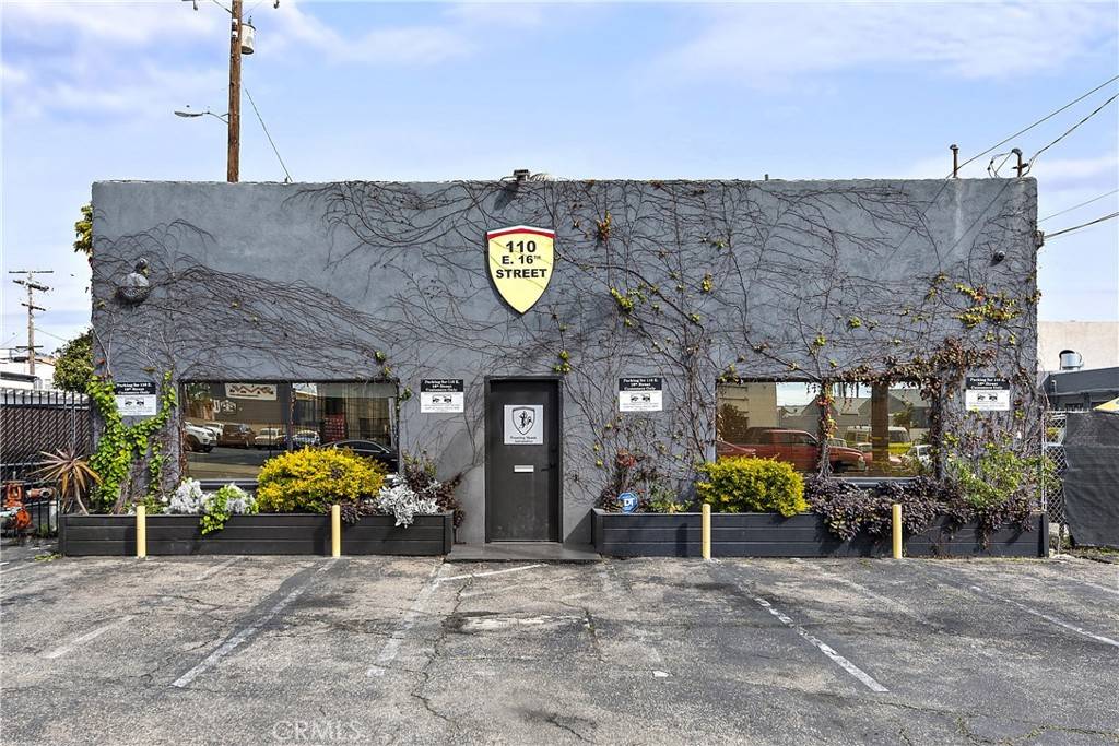 Costa Mesa, CA 92627,116 E 16th ST