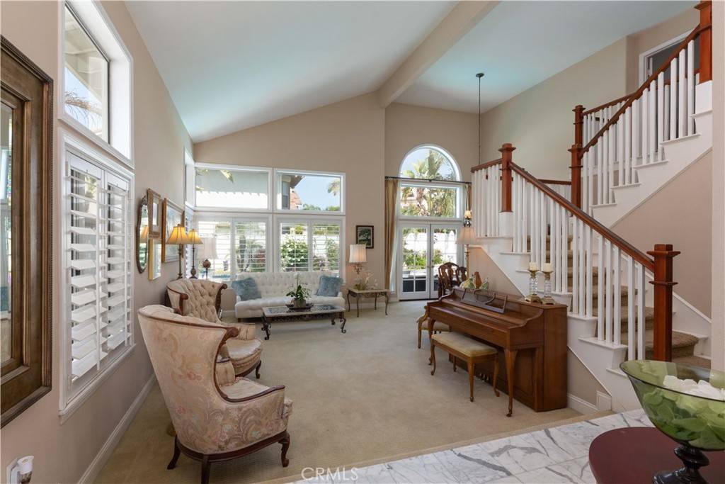 Tustin, CA 92782,2101 Calavera CIR