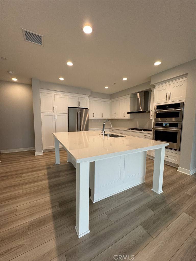 Dana Point, CA 92629,3327 Doheny Way