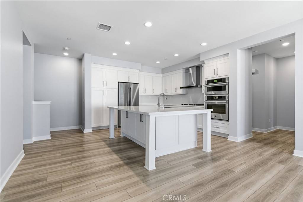 Dana Point, CA 92629,3327 Doheny Way