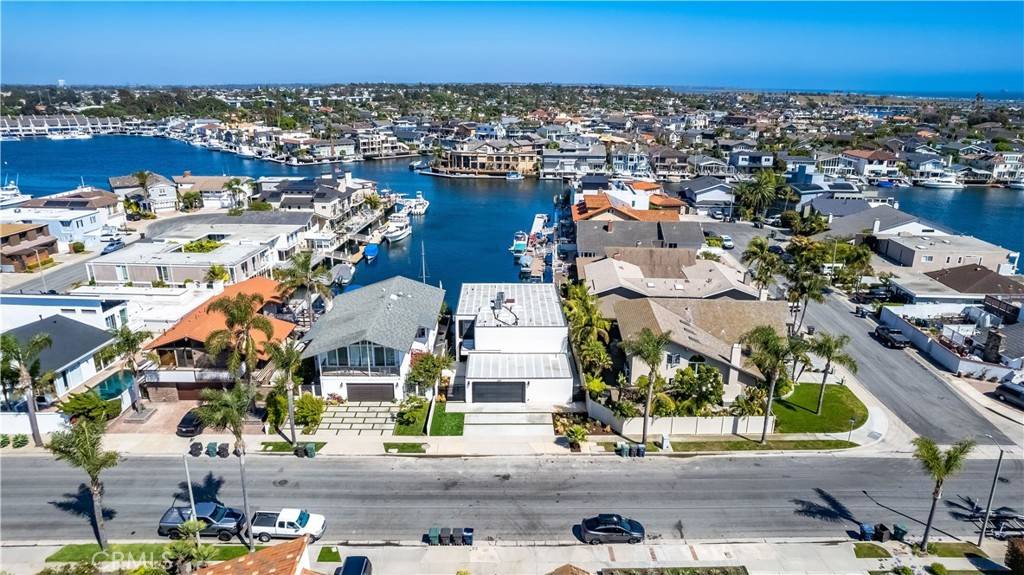 Huntington Beach, CA 92649,3838 Humboldt DR