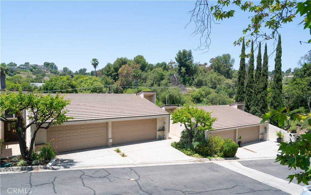 Fullerton, CA 92831,2210 Vista Del Sol