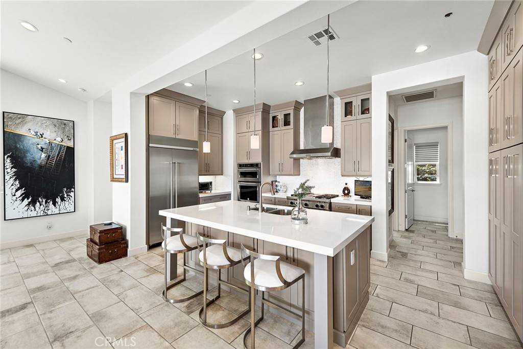 Rancho Mission Viejo, CA 92694,66 Puesto