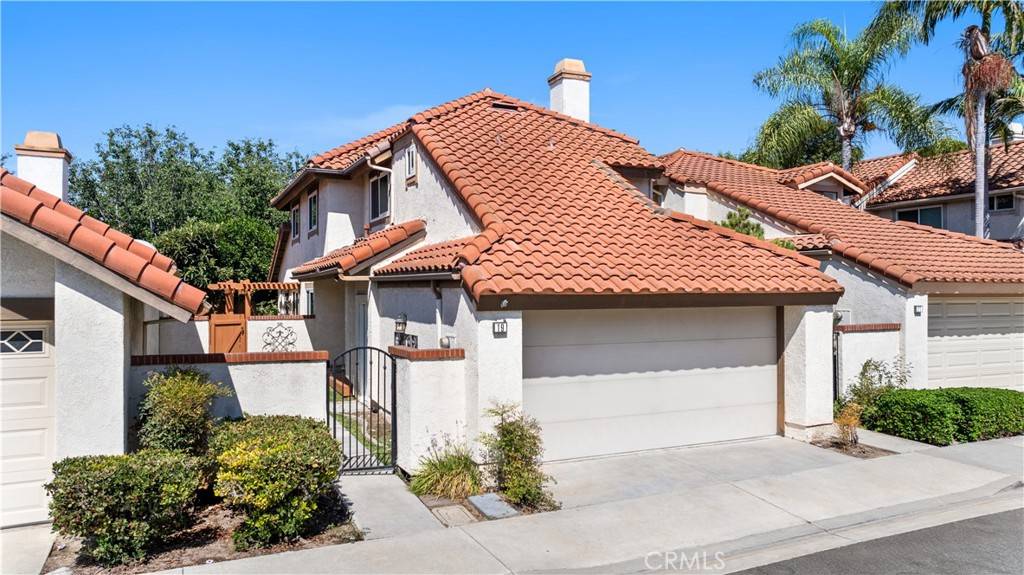 Irvine, CA 92620,19 Terracima