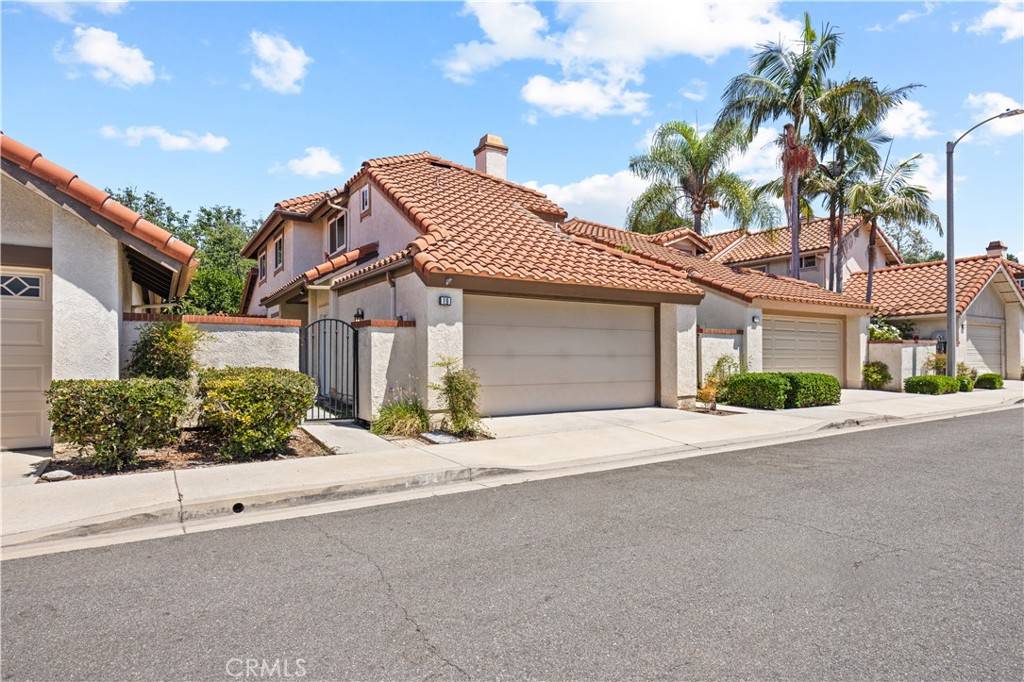 Irvine, CA 92620,19 Terracima