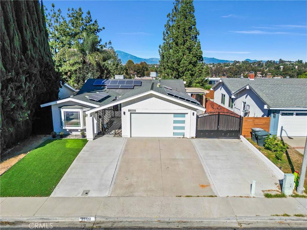 Laguna Hills, CA 92653,25122 La Suen RD