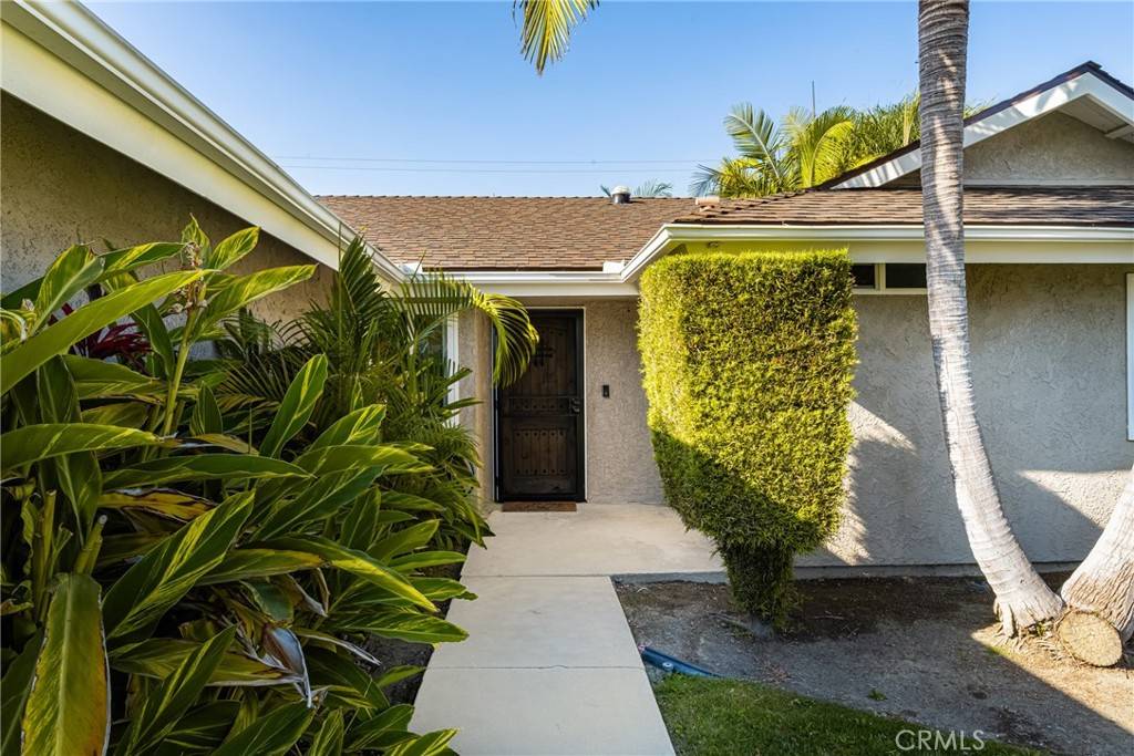 Huntington Beach, CA 92649,5631 Mangrum DR