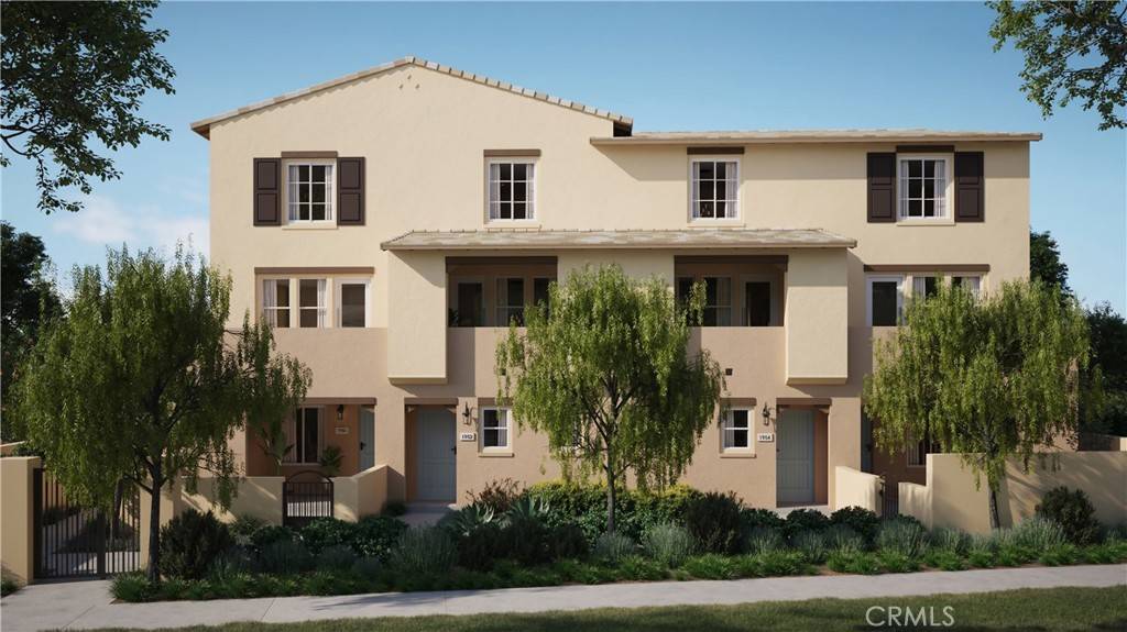 Compton, CA 90220,1782 W Sycamore DR
