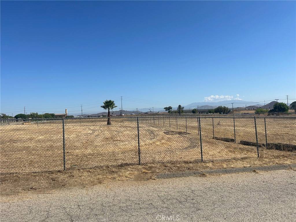 Menifee, CA 92584,0 Bailey Park BLVD