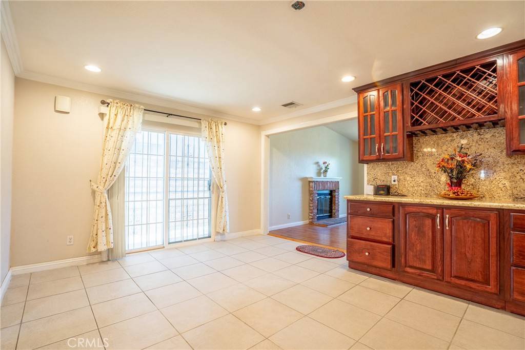 North Hollywood, CA 91605,8161 Laurel Canyon BLVD