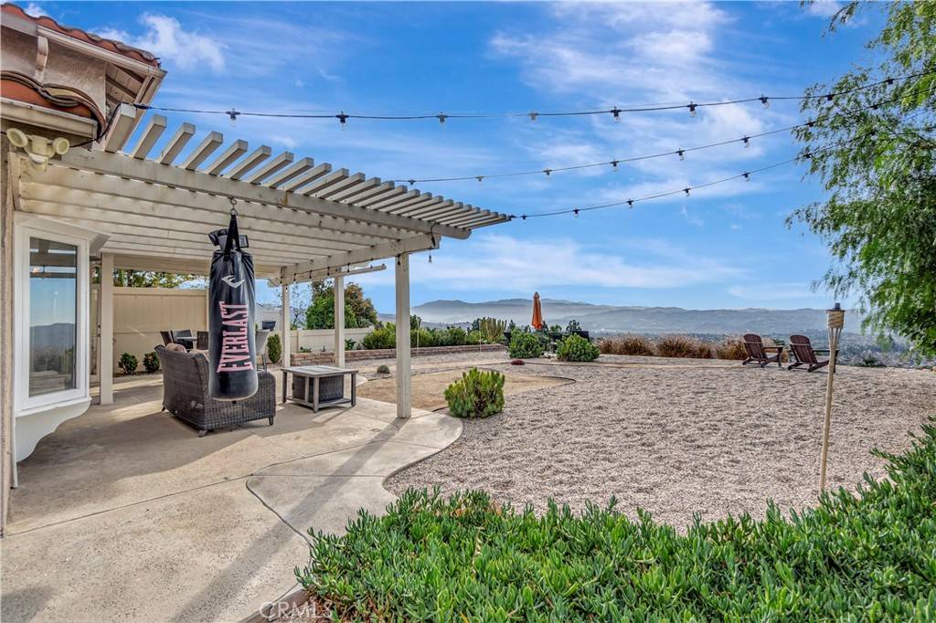 Yorba Linda, CA 92886,3710 Blue Gum DR