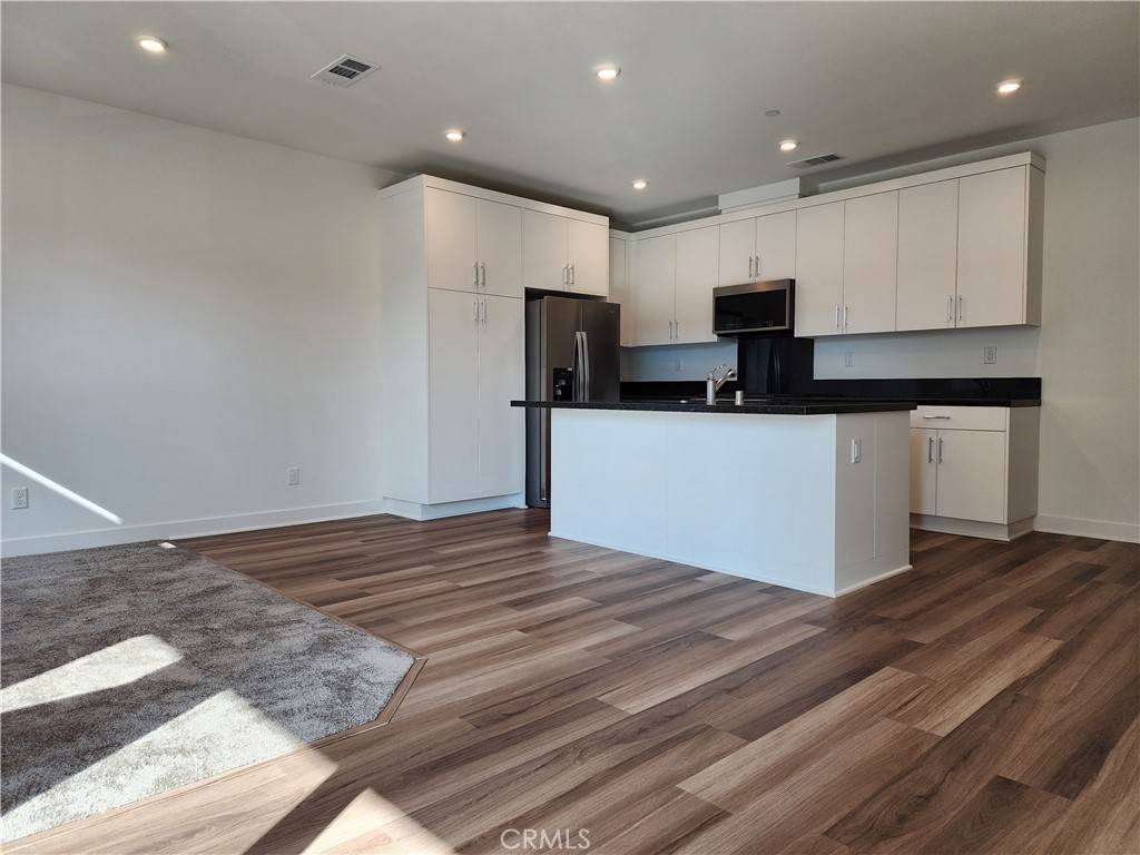 Anaheim, CA 92805,1231 W Cara DR