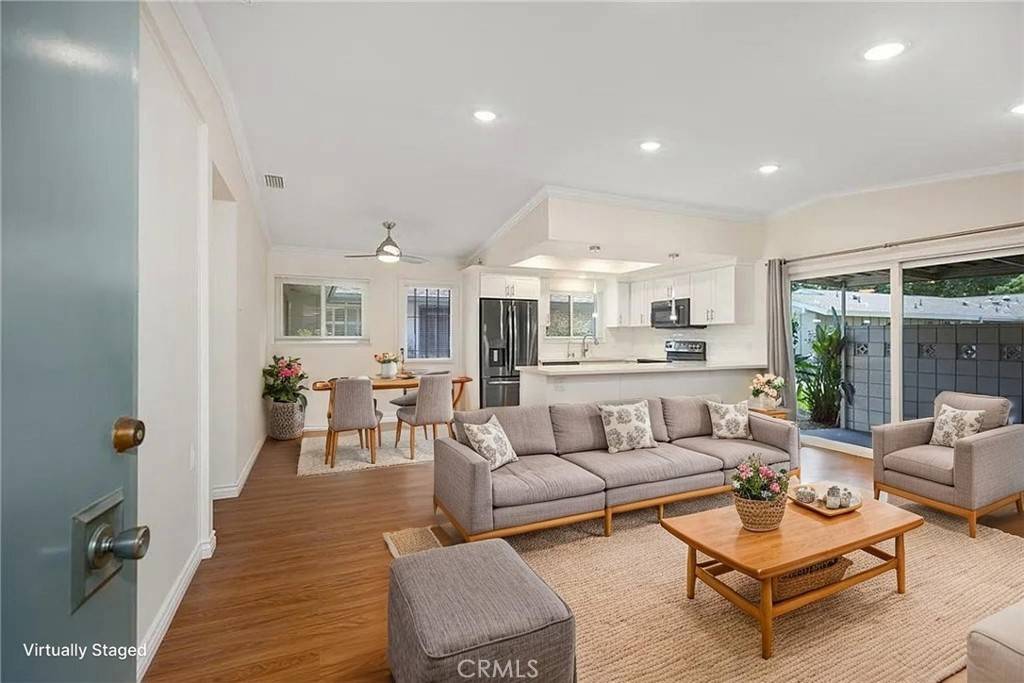 Laguna Woods, CA 92637,647 Avenida Sevilla #A