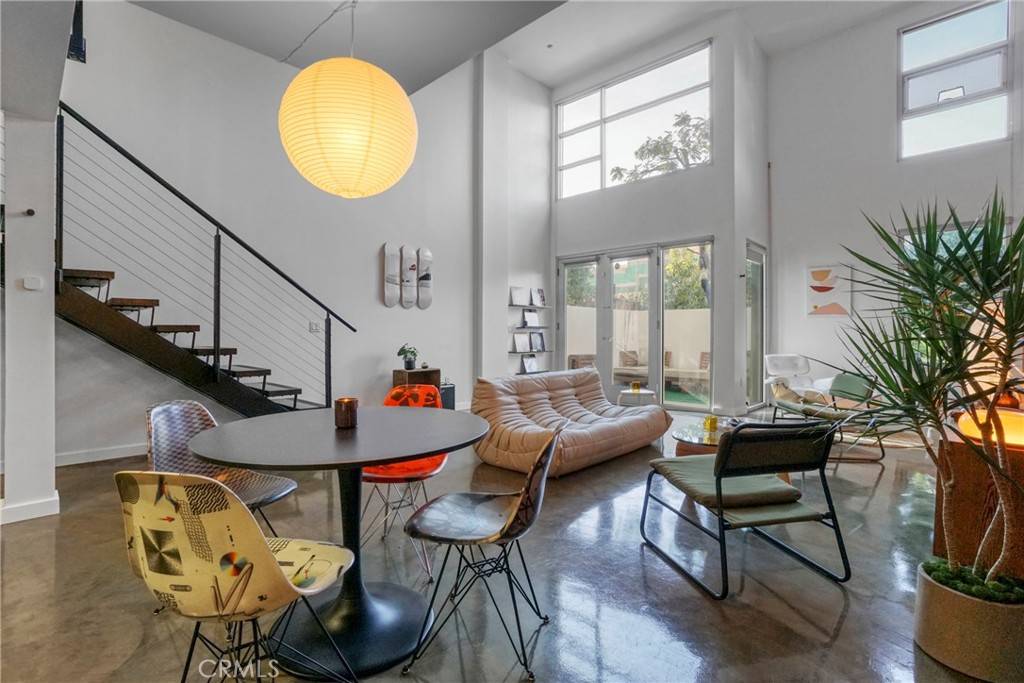 Los Angeles, CA 90029,4111 W Sunset BLVD #345