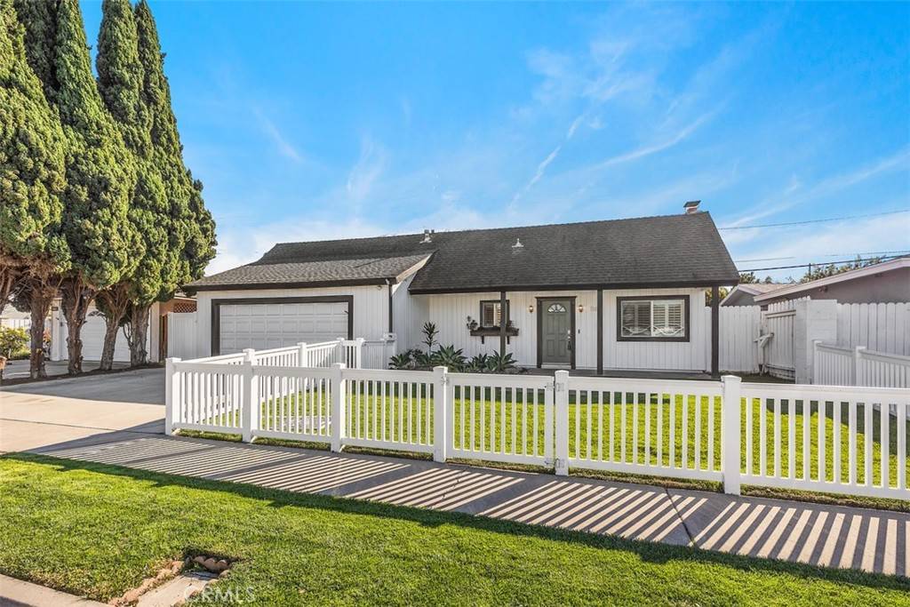 Costa Mesa, CA 92626,1169 Dorset LN
