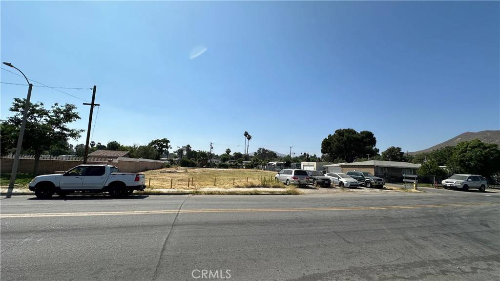 Jurupa Valley, CA 92509,3715 Avalon ST