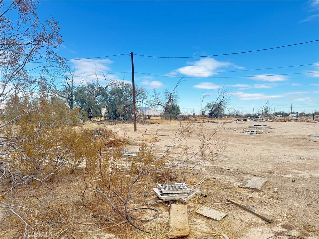 Daggett, CA 92327,36299 Santa Fe ST