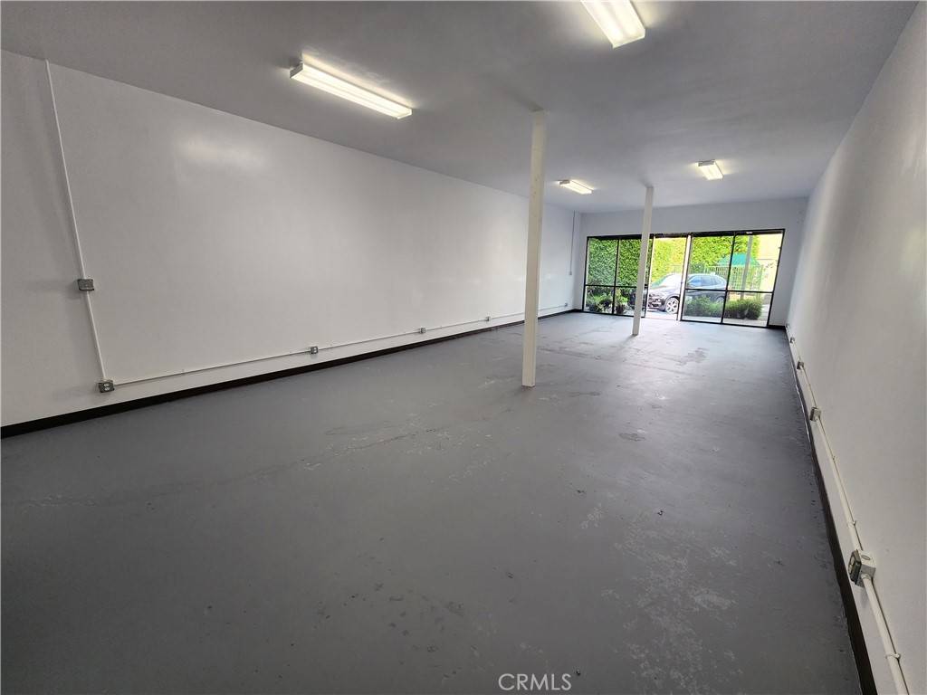 Los Angeles, CA 90056,5012 S La Brea AVE