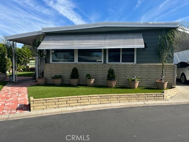 Lake Forest, CA 92630,24001 Muirlands BLVD #221