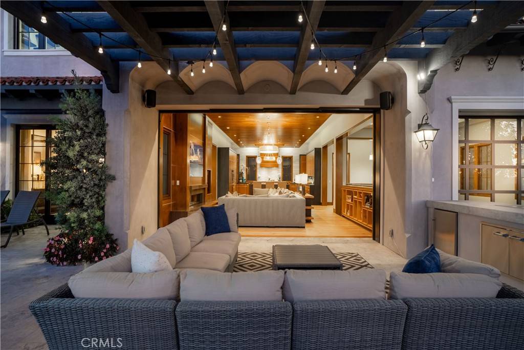 Ladera Ranch, CA 92694,2 Thomas RD