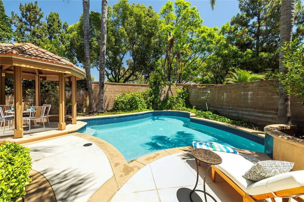 Irvine, CA 92620,44 Edenbrook