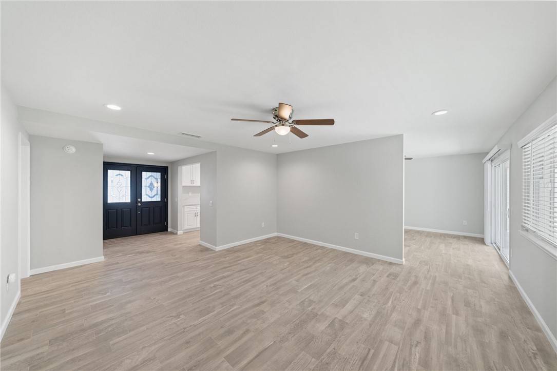 Riverside, CA 92507,3386 Somis DR
