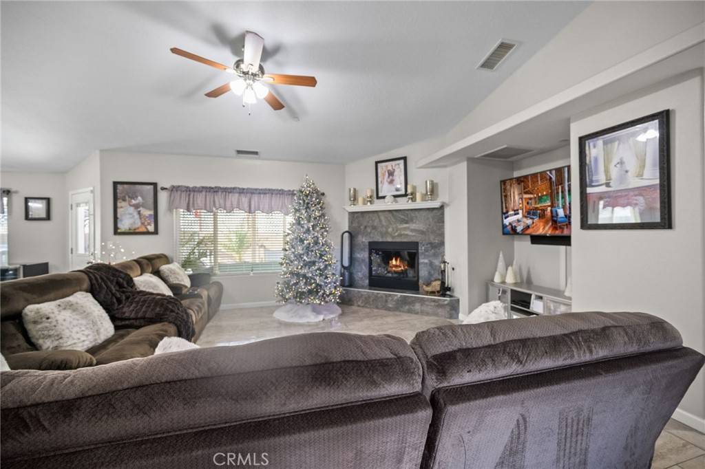 Hesperia, CA 92345,7590 Arrowhead Lake RD