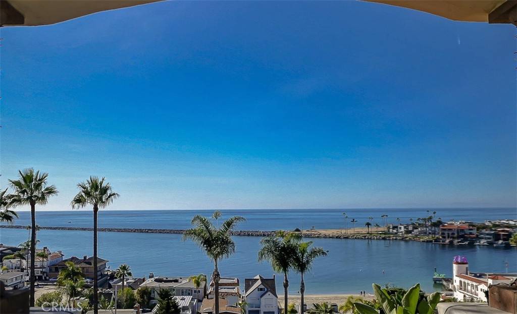Corona Del Mar, CA 92625,2614 Ocean BLVD