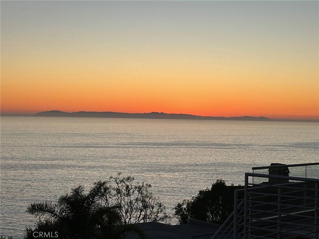 Laguna Beach, CA 92651,31422 Ceanothus DR