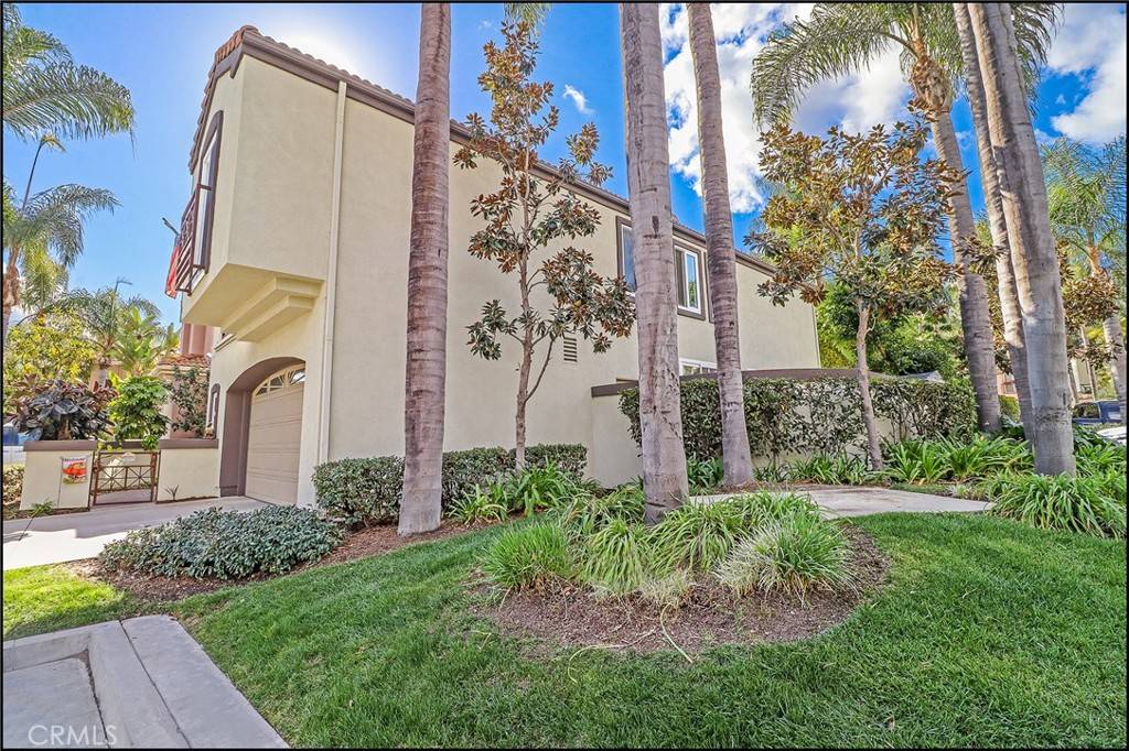 Aliso Viejo, CA 92656,11 Hawaii DR