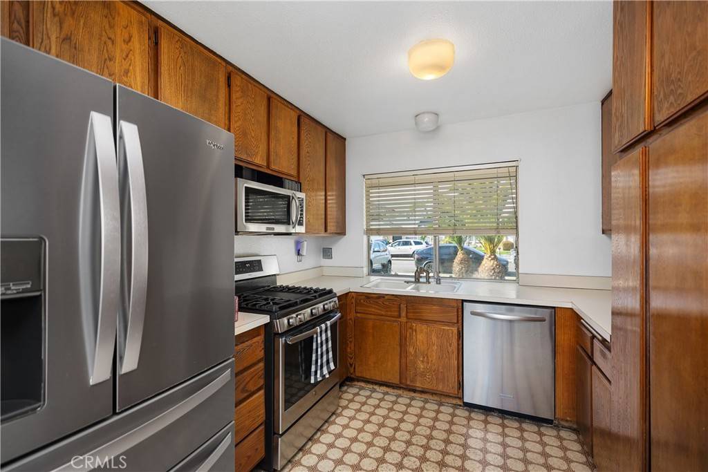 Lake Forest, CA 92630,23976 Carmel DR