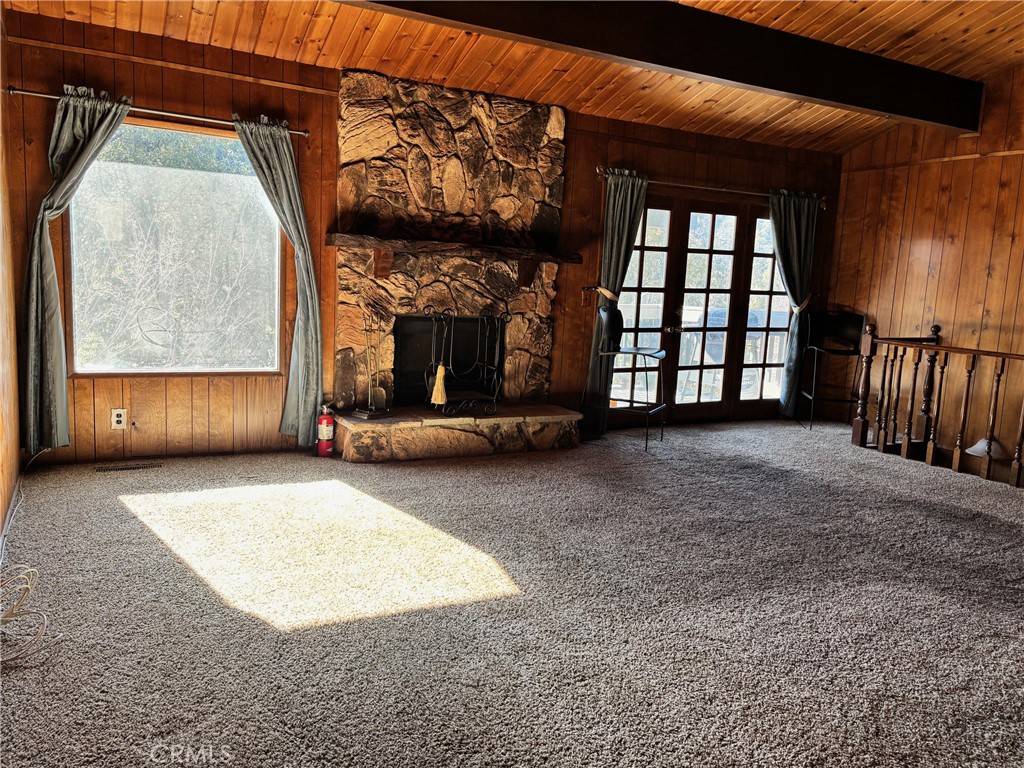 Crestline, CA 92325,23771 Zuger DR