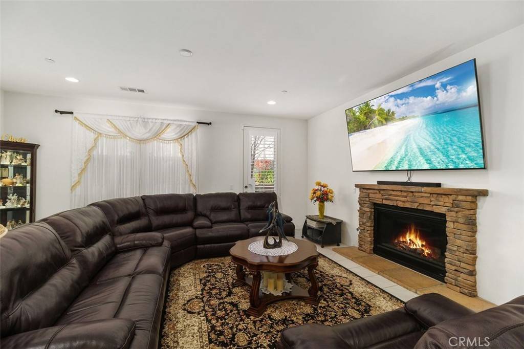 Murrieta, CA 92563,37845 Apache Plume DR