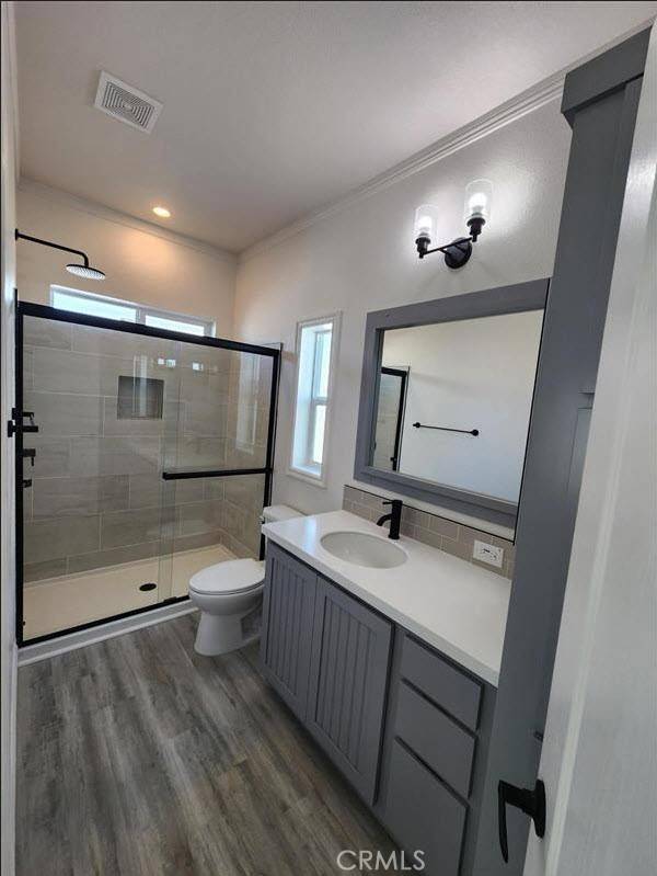 Anaheim, CA 92806,2627 E La Palma AVE #160