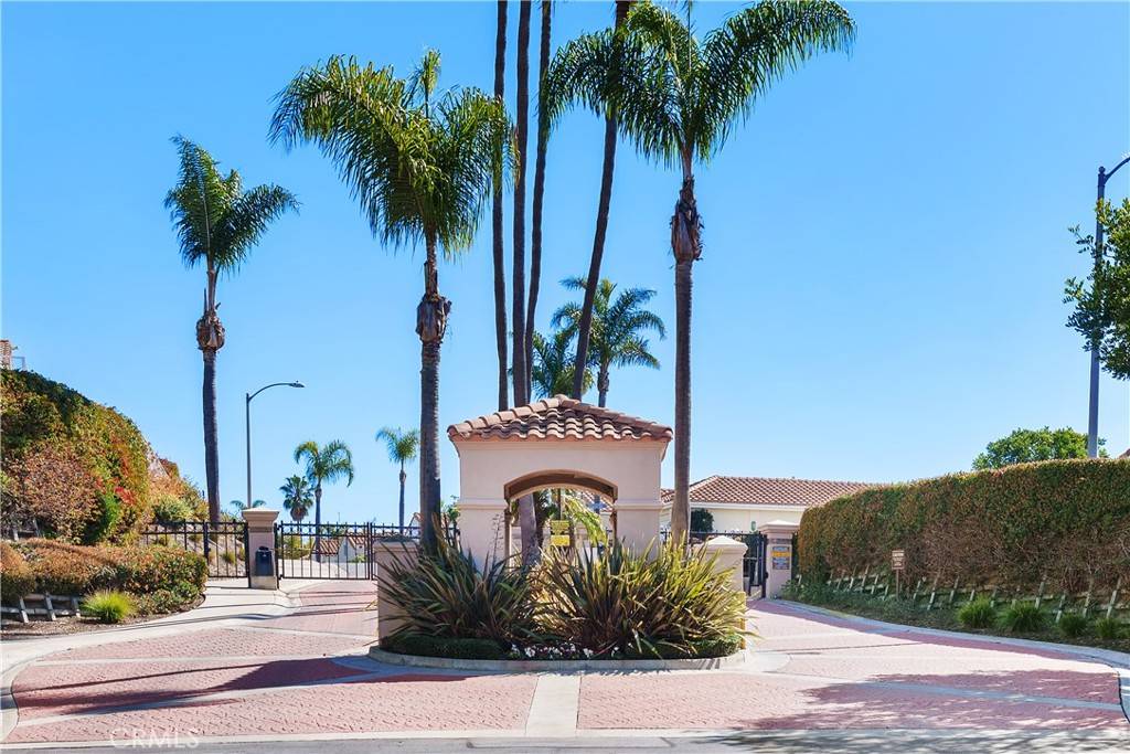 Dana Point, CA 92629,24872 Dana Point DR