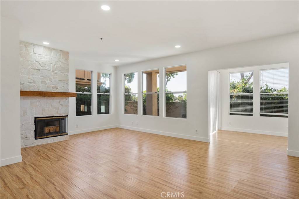 Irvine, CA 92620,122 Cartier Aisle