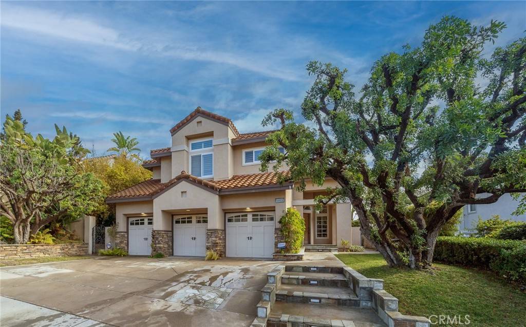 Laguna Hills, CA 92653,26622 White Oaks DR