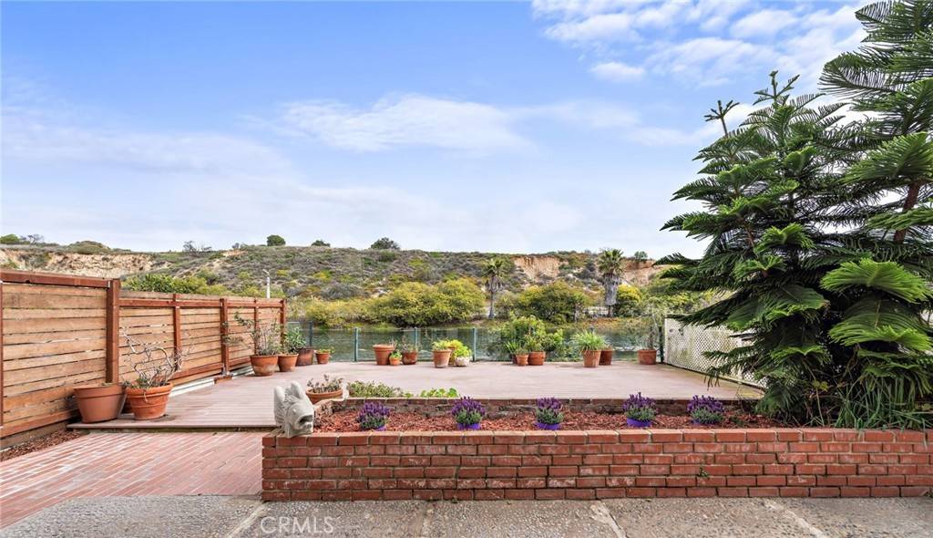 Newport Beach, CA 92663,476 62nd ST