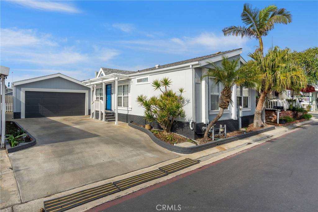 Huntington Beach, CA 92646,21851 Newland ST #137