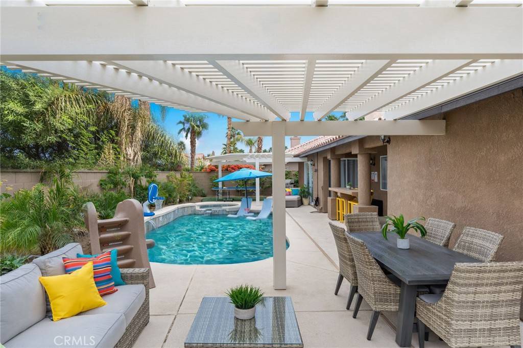 La Quinta, CA 92253,78572 Naples DR