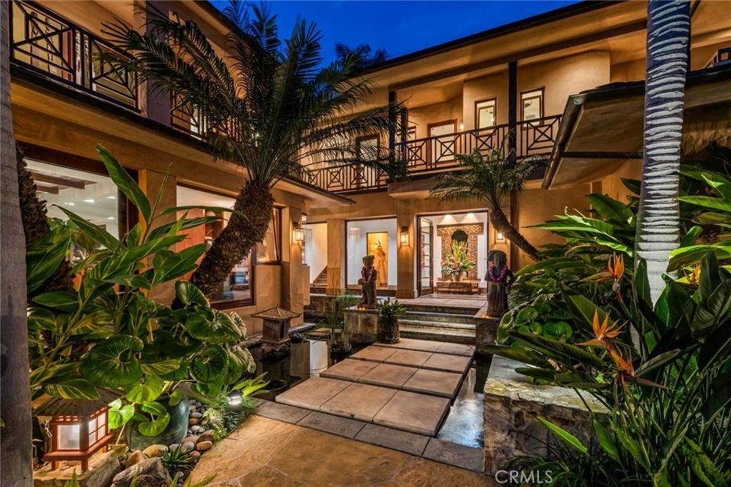 Laguna Beach, CA 92651,125 Irvine Cove CT