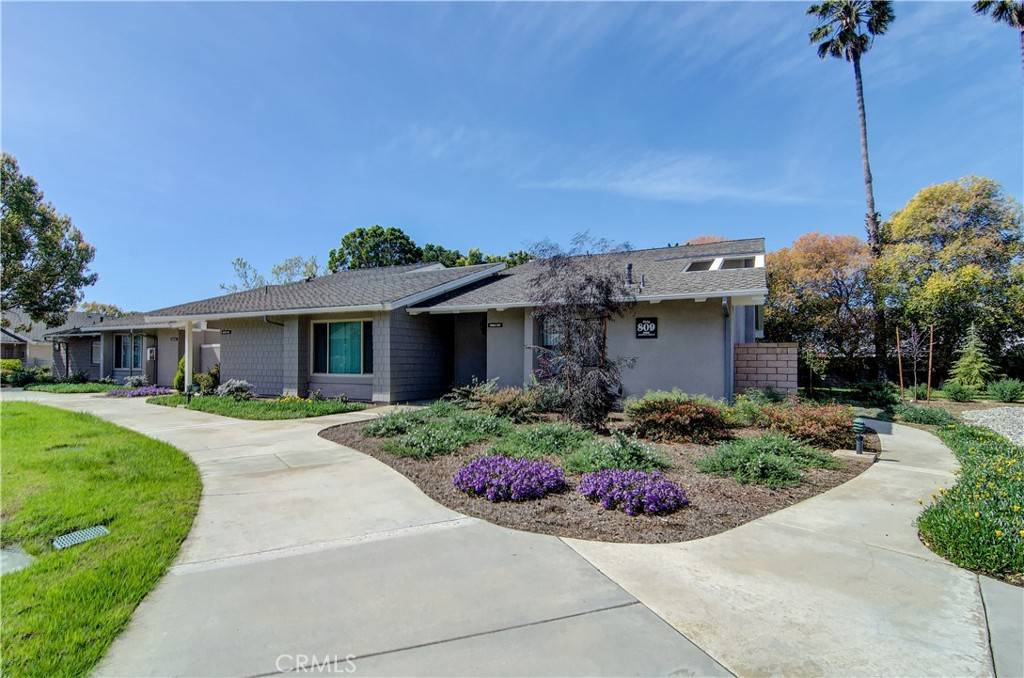 Huntington Beach, CA 92646,8566 Larkhall CIR #809D