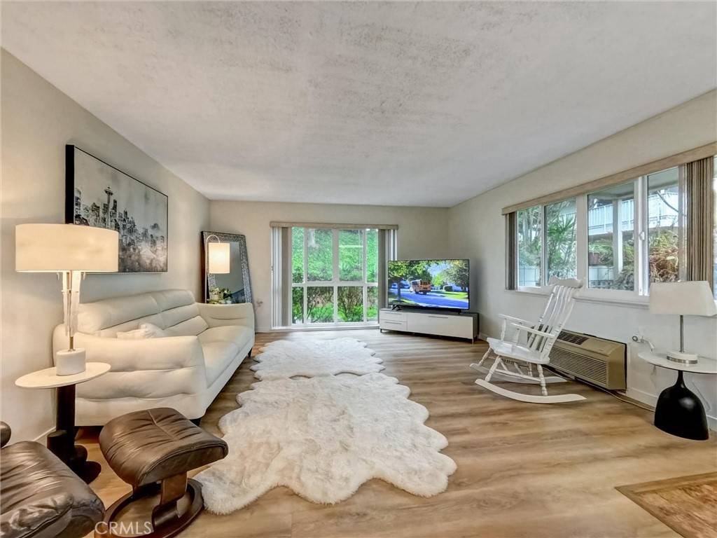 Laguna Woods, CA 92637,477 Calle Cadiz #A