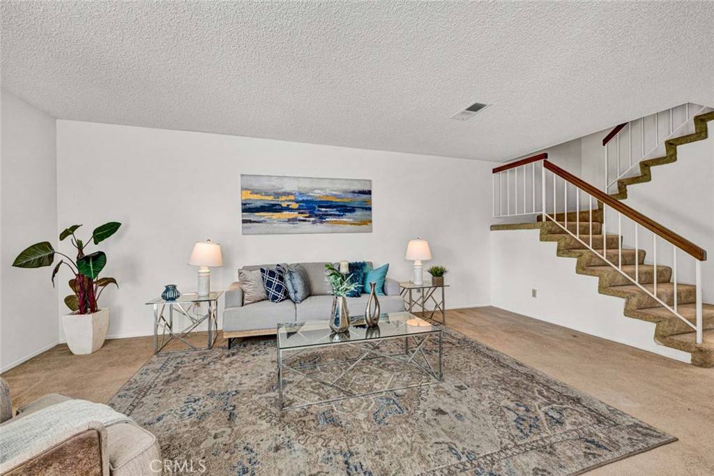 Fullerton, CA 92833,1021 Carmel CIR