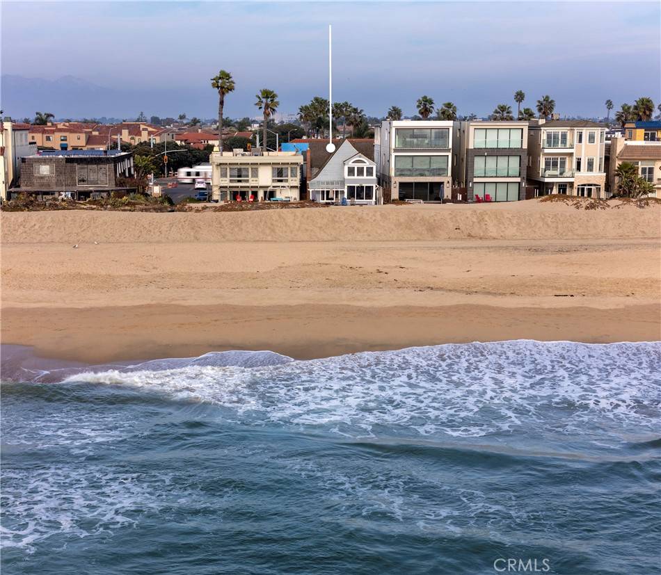 Sunset Beach, CA 90742,16635 S Pacific AVE #1
