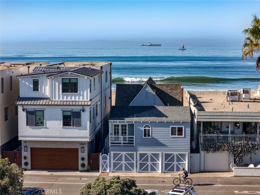 Sunset Beach, CA 90742,16635 S Pacific AVE #1
